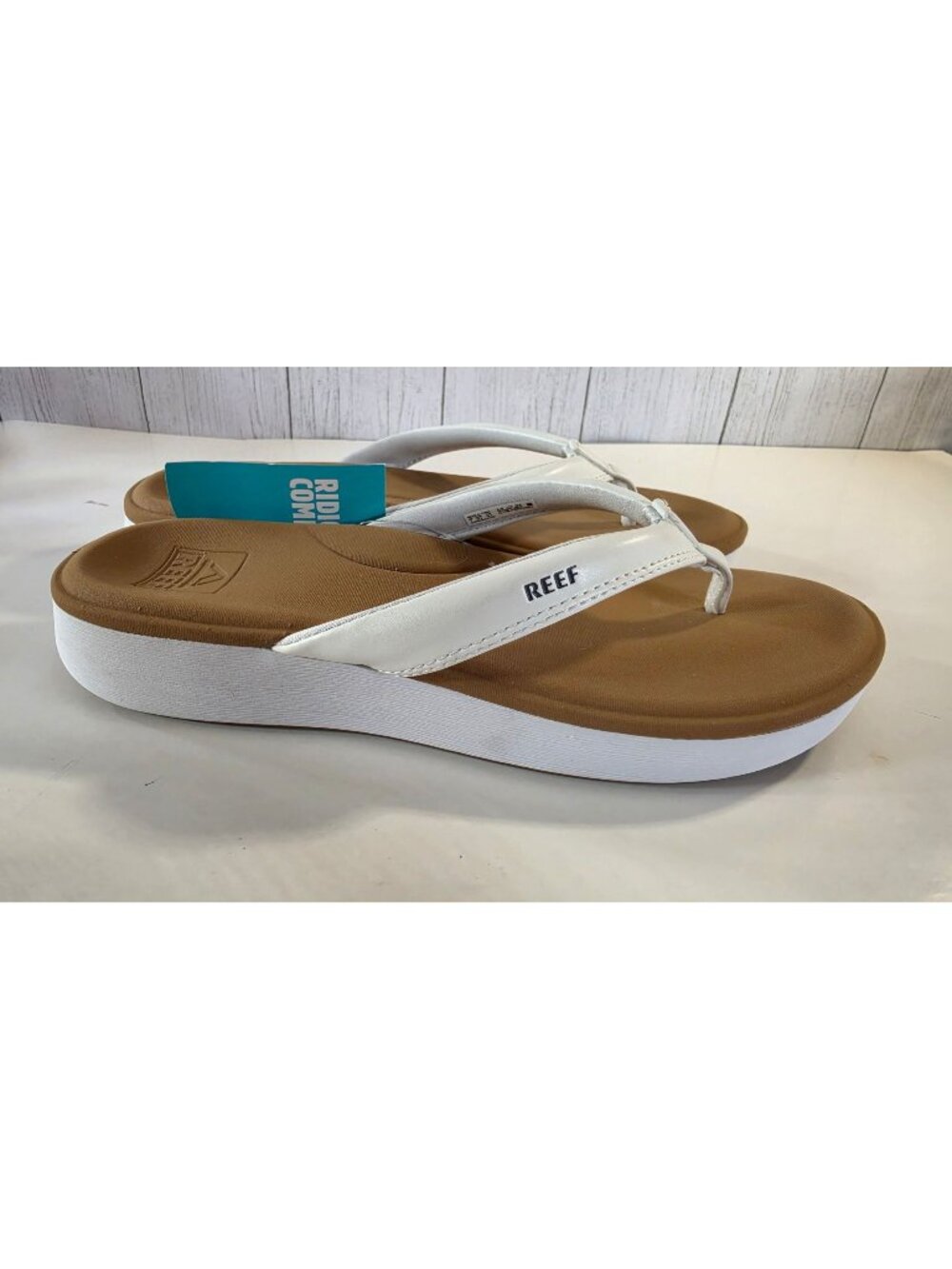 REEF CUSHION CLOUD WHITE TAN PLATFORM FLIP FLOPS COMFORT THONG SANDALS WOMEN 7